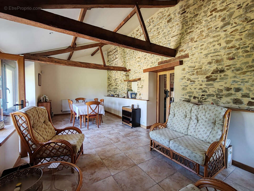 Maison à MARTIGNE-FERCHAUD