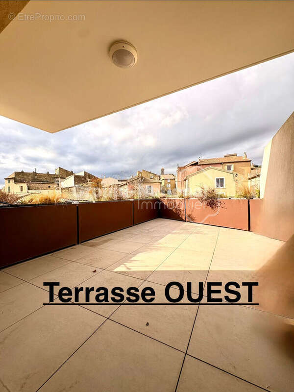 Appartement à CHATEAUNEUF-DU-PAPE