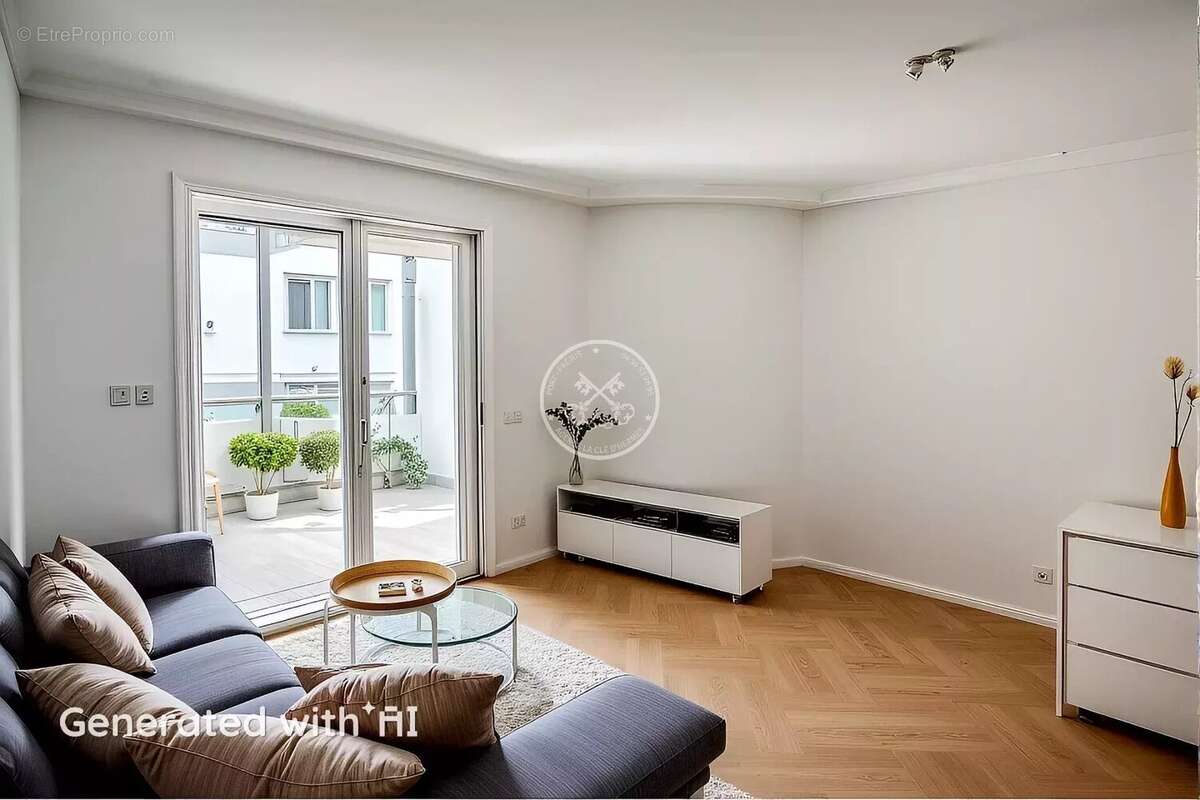 Appartement à FREJUS