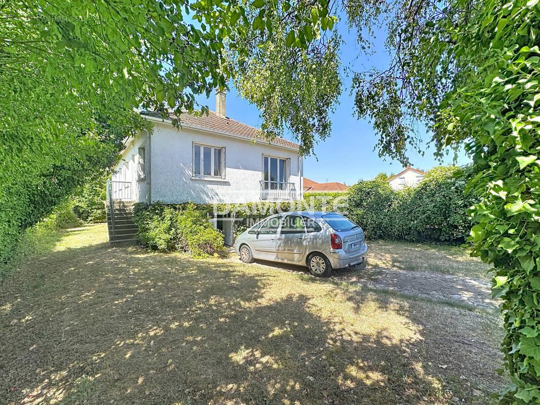 Maison à SAINT-ANDRE-LES-VERGERS