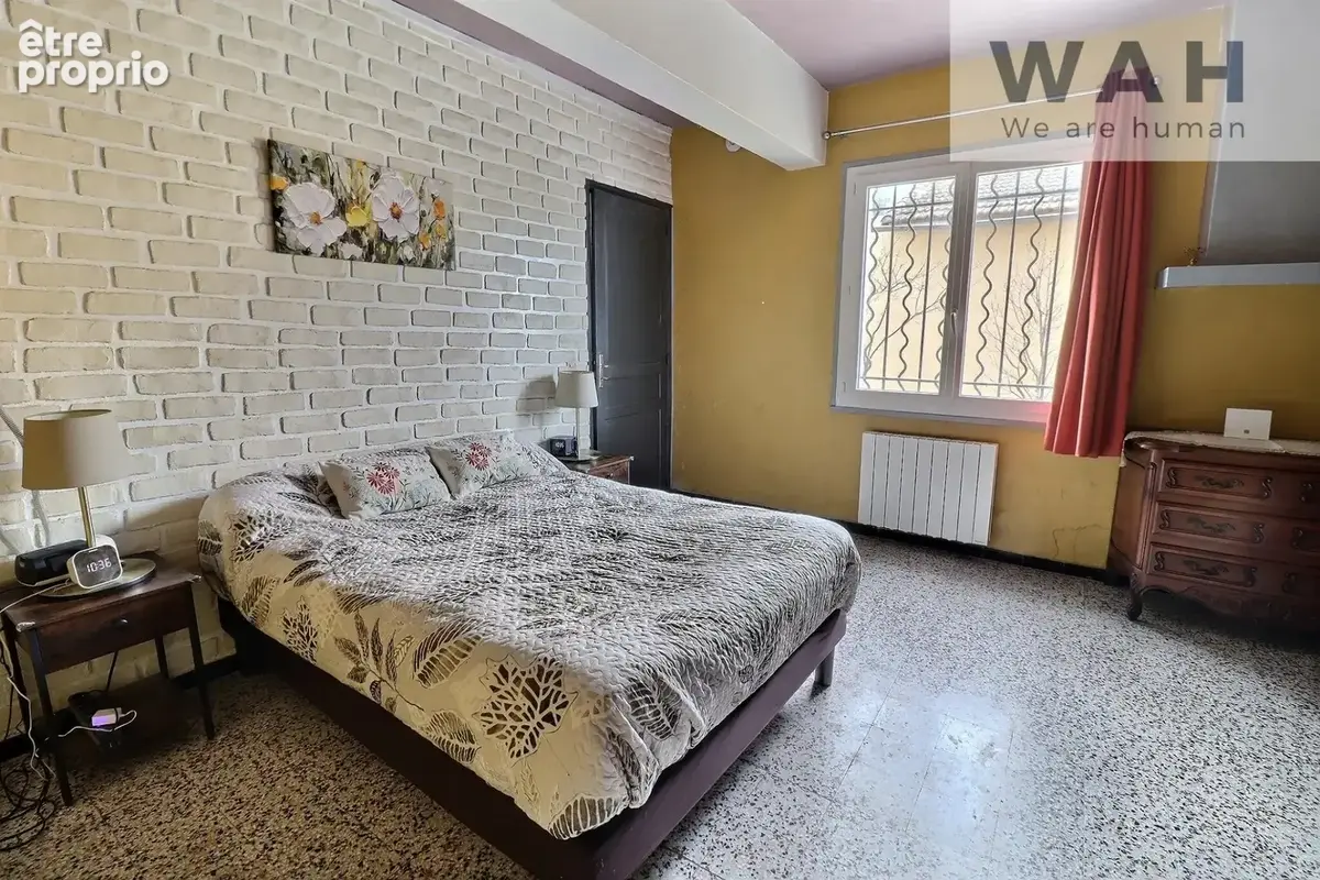 Maison en r+1 divisee en deux appartements - 34400 lunel - photo 14