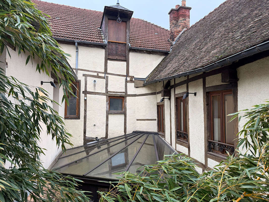 Maison à AY