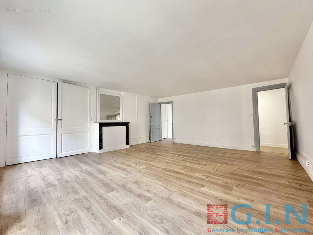 Rouen secteur prefecture / place du vieux-marche / appartement 4 chambres - photo 9