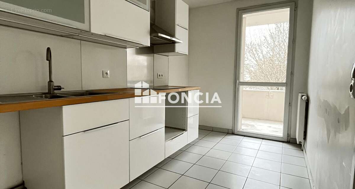 Appartement à SAINT-OUEN-L'AUMONE