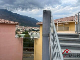 Appartement à CORTE
