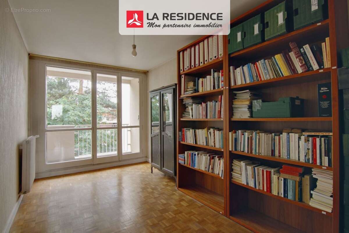 Appartement à BEAUCHAMP