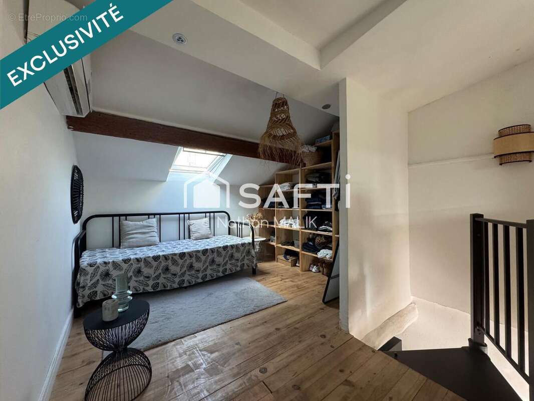 Photo 5 - Appartement à VILLENEUVE-LES-AVIGNON