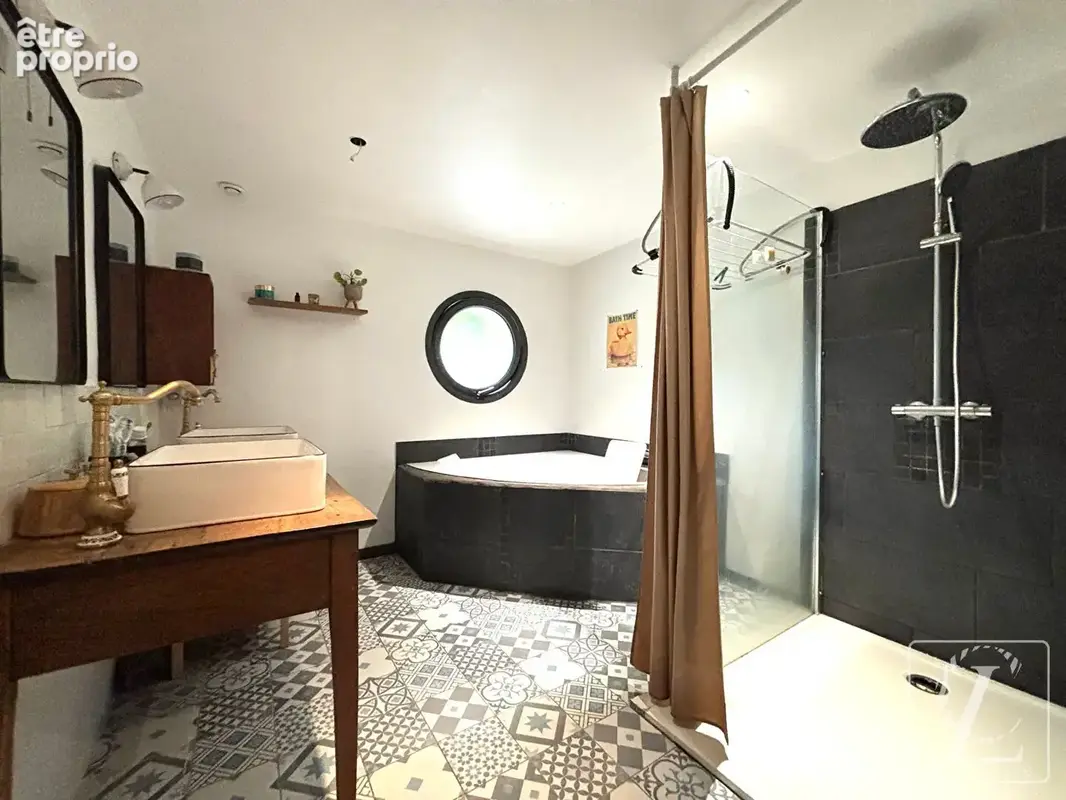 PLANGUENOUAL : Maison rénovée 6 pièces 175 m2 (env) - photo 10