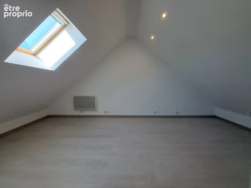 Maison à vendre 127 m2 au sol - 4 chambres LA ROCHE POSAY (86) - photo 10