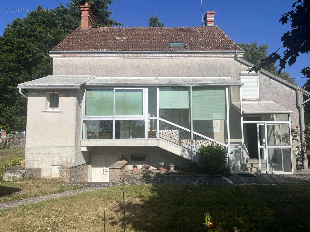Maison à CHATEAUMEILLANT
