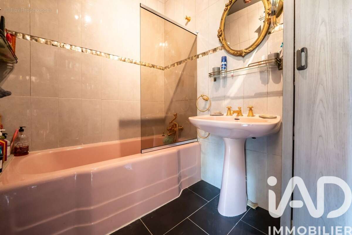 Photo 7 - Appartement à PARIS-11E
