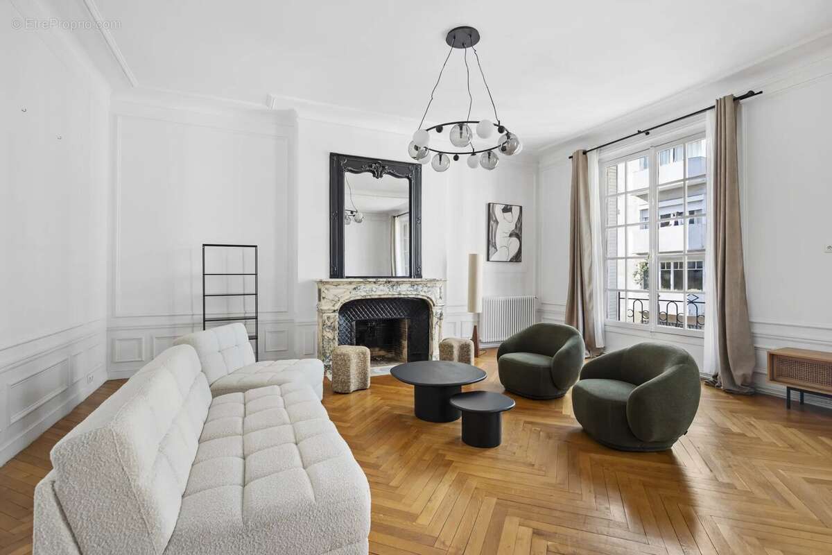 Appartement 190 m² à Paris-16e  - photo 4
