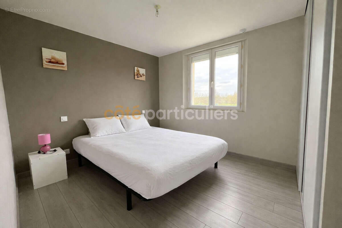 Maison à LA BOISSIERE-DE-MONTAIGU