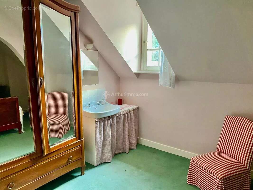 Maison à LA CHARTRE-SUR-LE-LOIR