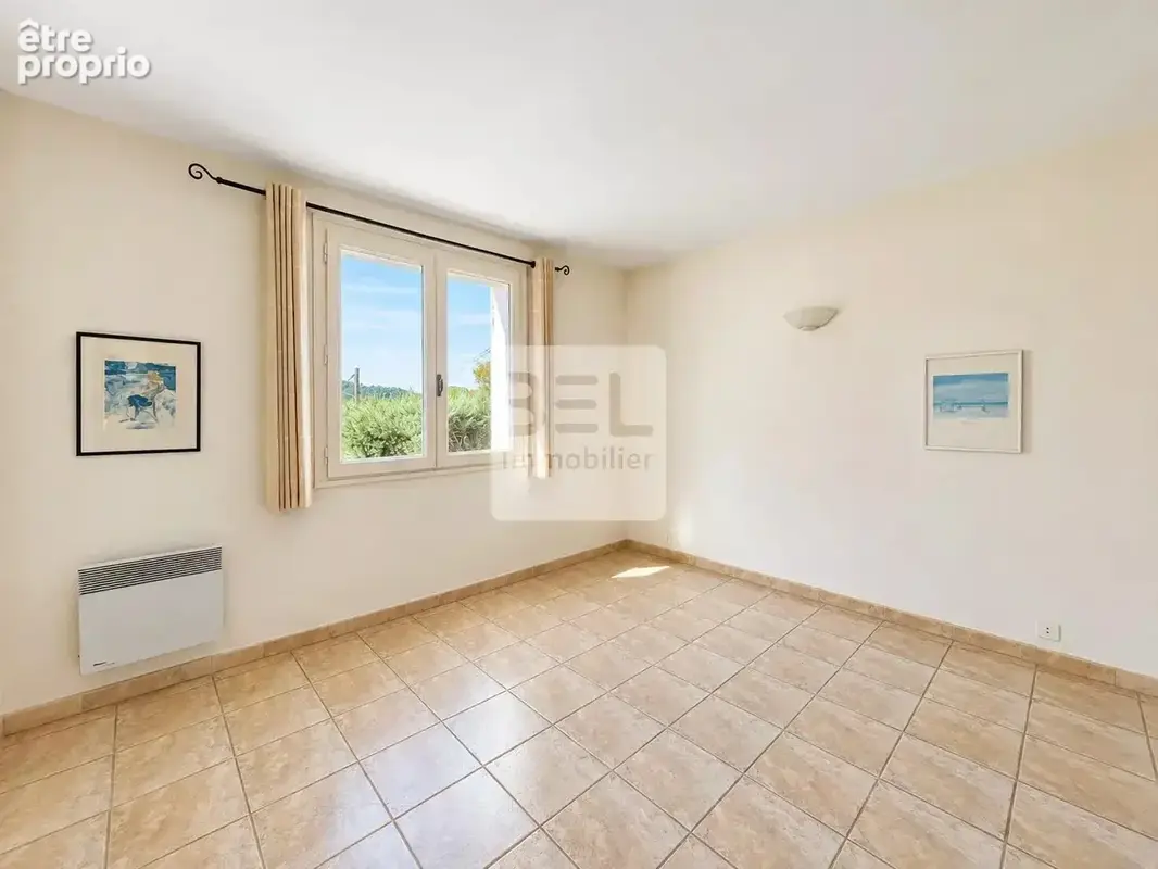 Sur les hauteur de Bagnols-sur-Cèze, belle villa de 5 chambres avec terrain de 1800 m2 - photo 12