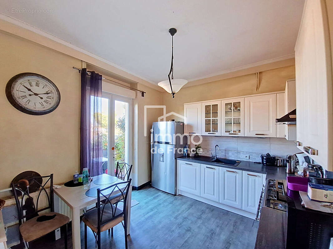 Appartement Bourg En Bresse 3 pièce(s) 94 m2 - photo 4