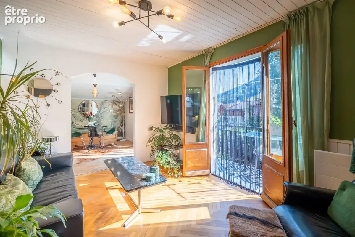 Appartement + 2 garages - photo 1