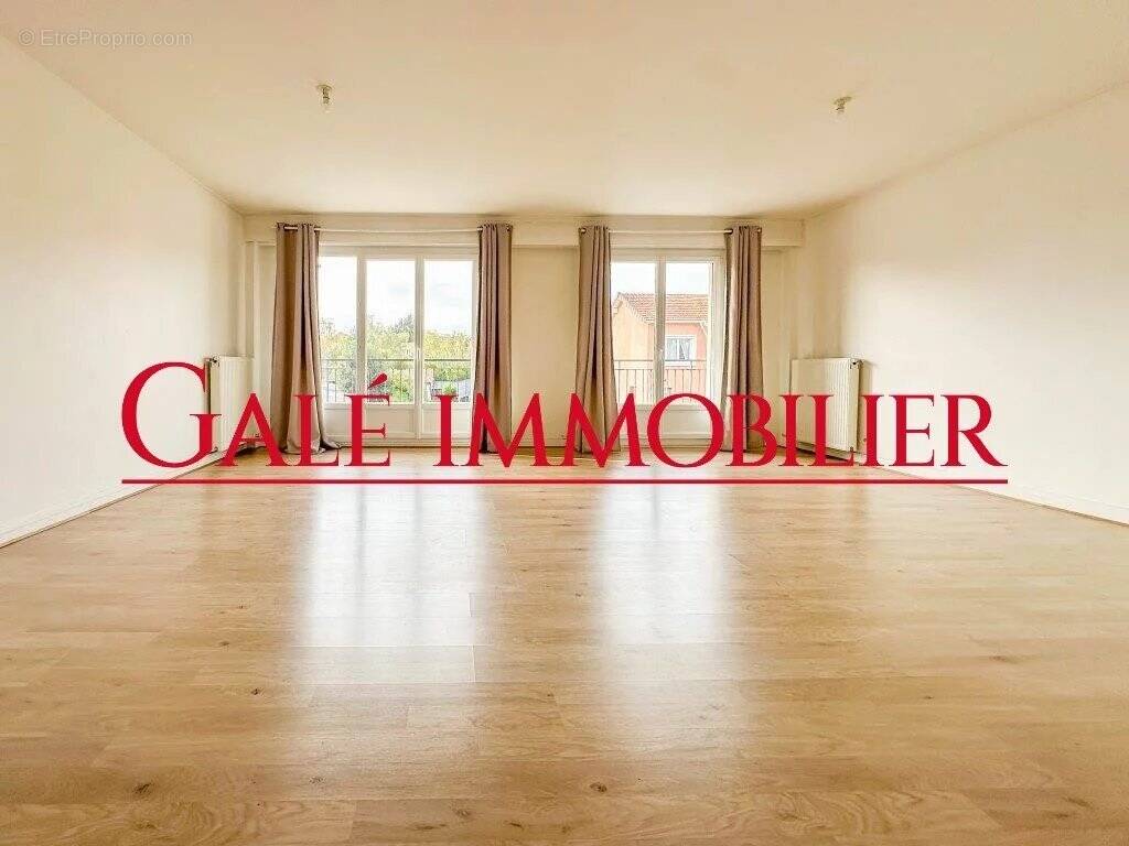 Appartement à BOURG-LA-REINE