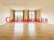 Appartement à BOURG-LA-REINE