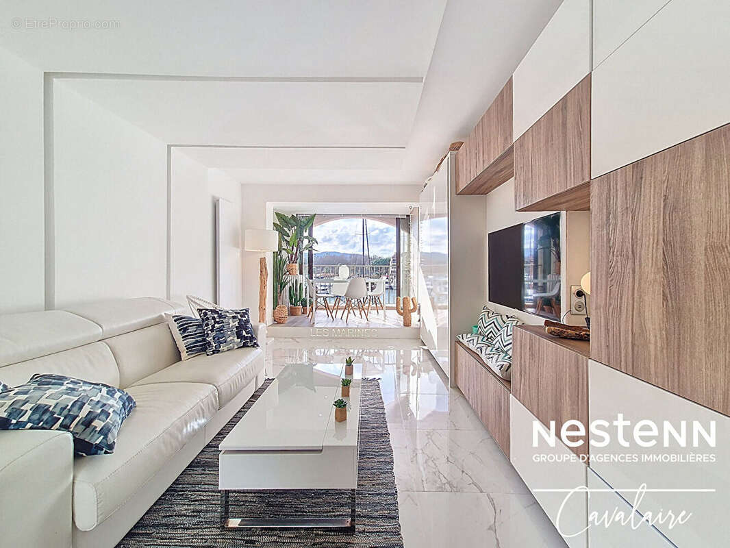 Appartement à COGOLIN