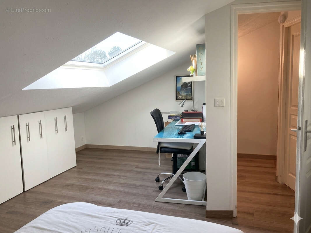 Appartement à SAINT-ISMIER