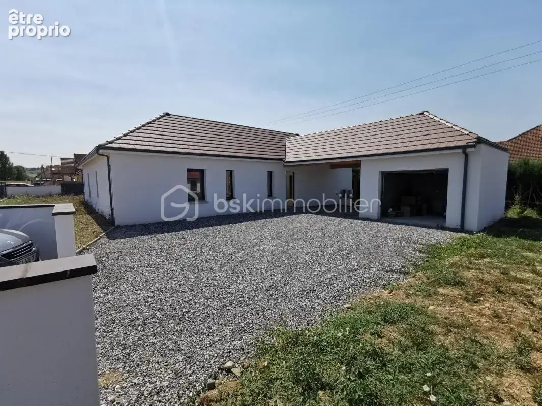 Maison neuve de plain-pied, 5 pièces, 118 m² - photo 1