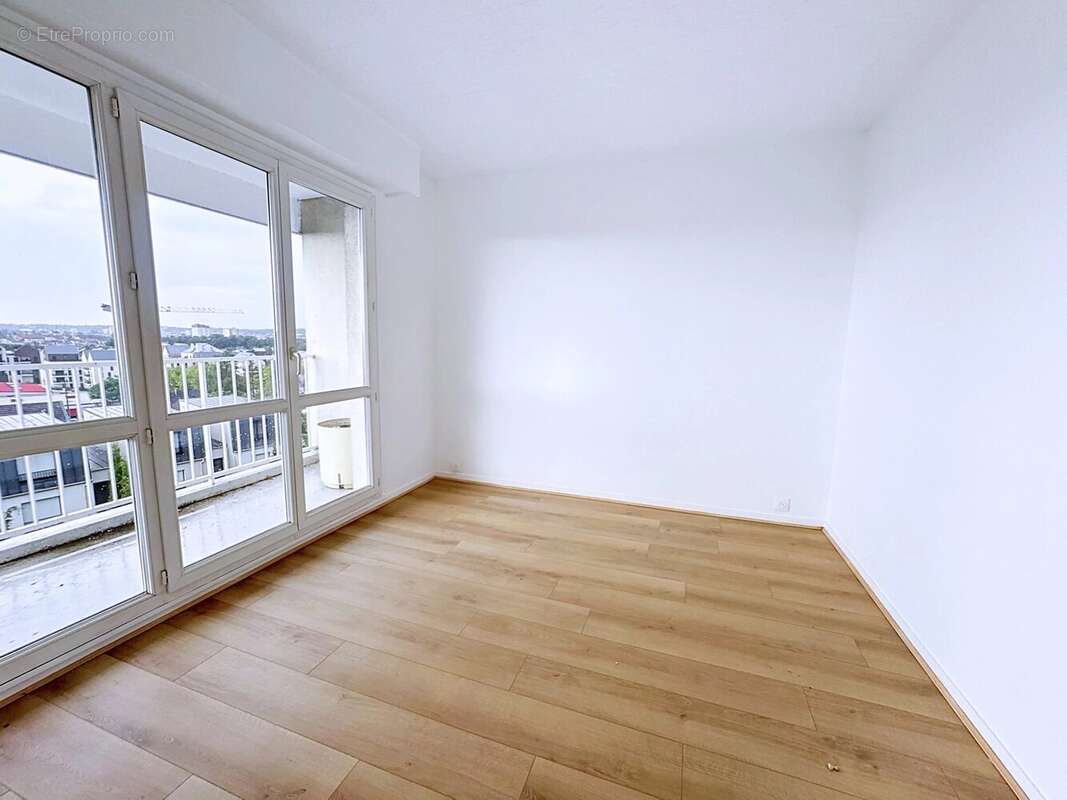 A saisir en vente FLASH ! F3 61 m² + cave + parking - RER A Bry sur Marne - photo 6