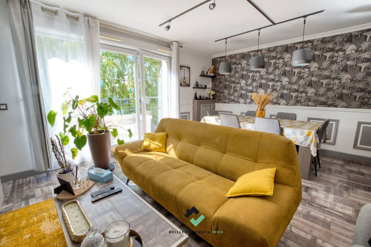 Maison à CHOISY-LE-ROI