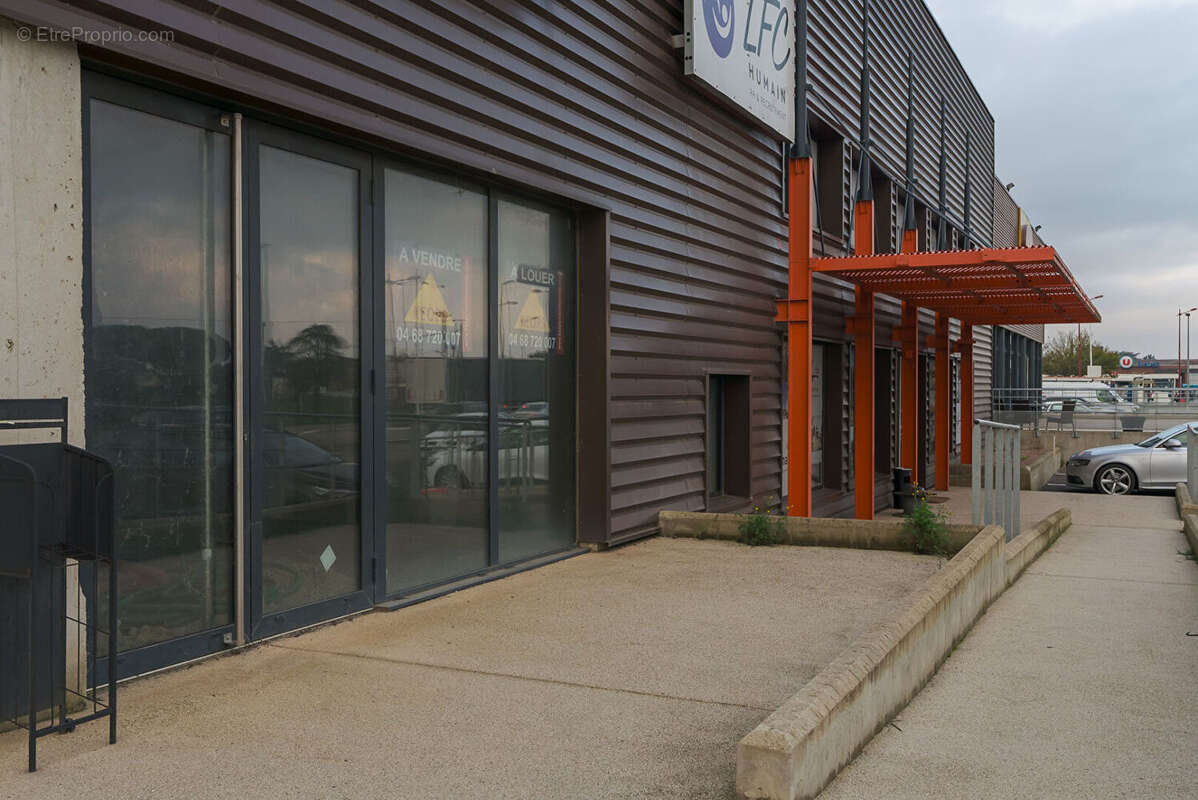 Commerce à CARCASSONNE