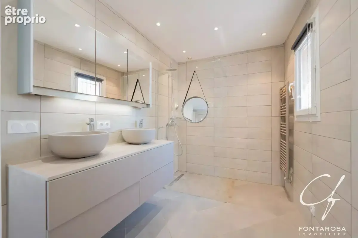 Villa 5 pièces Saint-Aygulf Piscine et Garage - photo 15