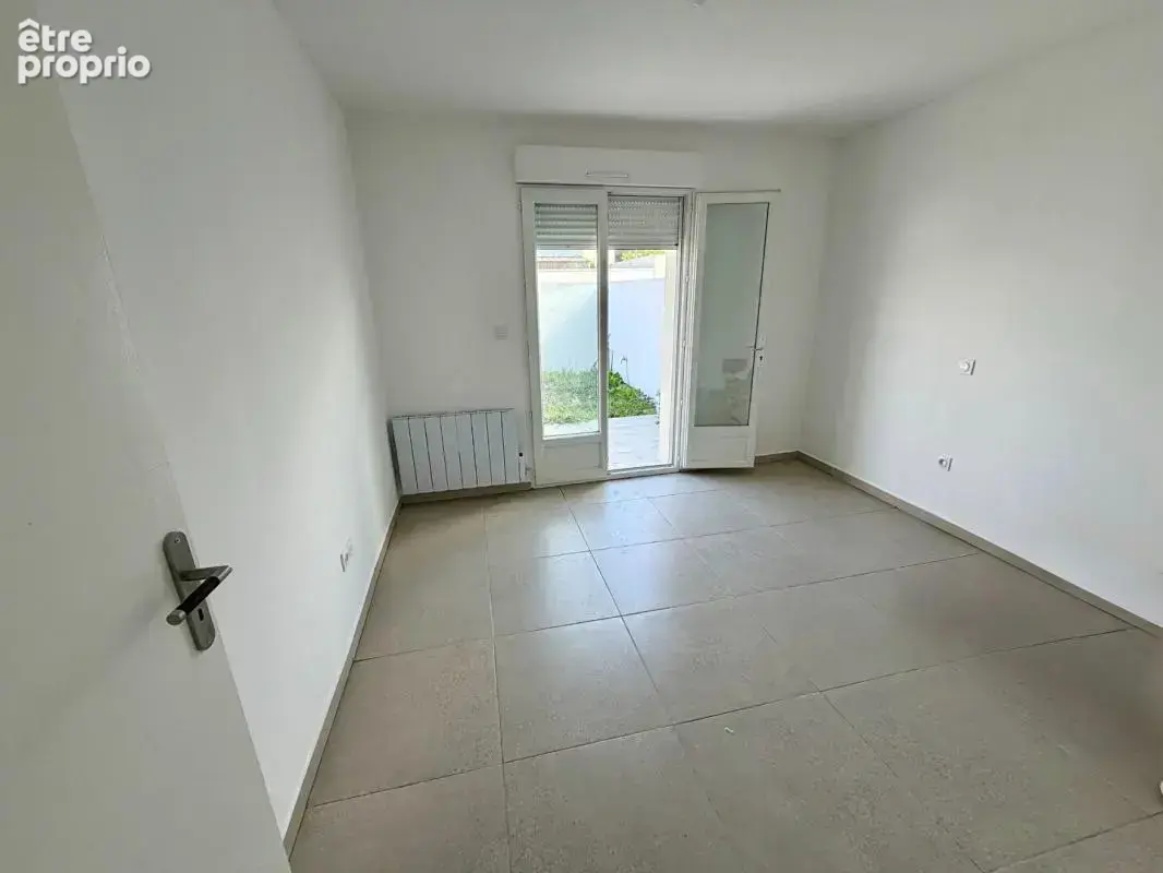 Maison Semussac 17120 5 pièce(s) 99 m2 garage jardin - photo 4