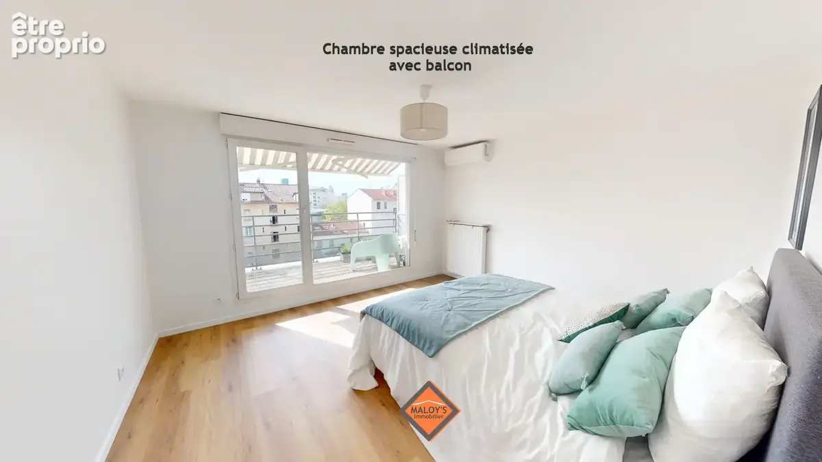 RARE   140 m2 SANS travaux à prévoir, Grand séjour lumineux, 5 CHAMBRES, 3 BALCONS ET VUE DÉGAGÉE au Calme! - photo 6