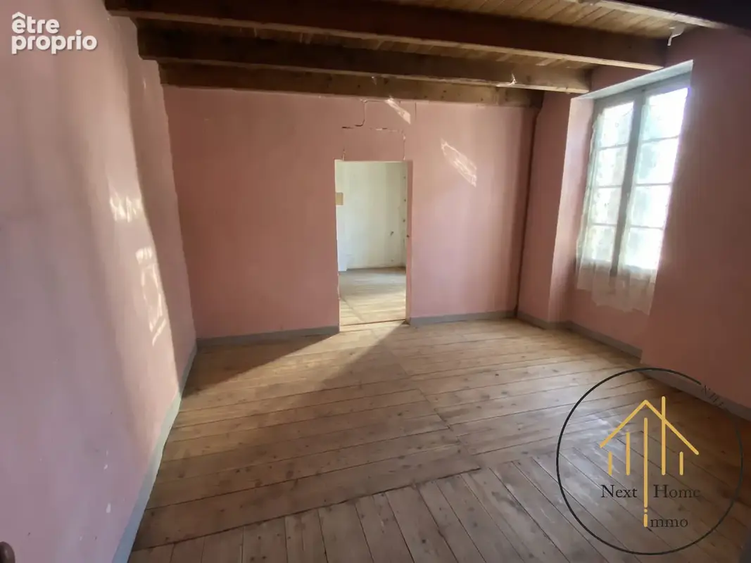 Maison 198 m² à Brossac  - photo 7