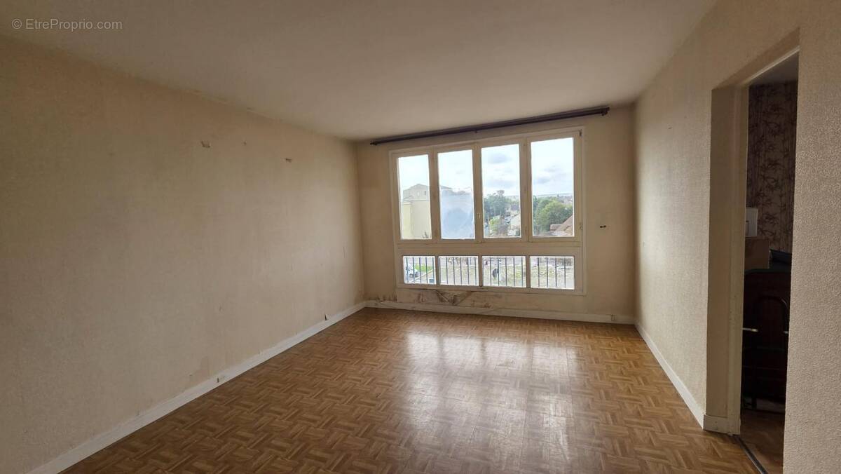Appartement à MANTES-LA-JOLIE