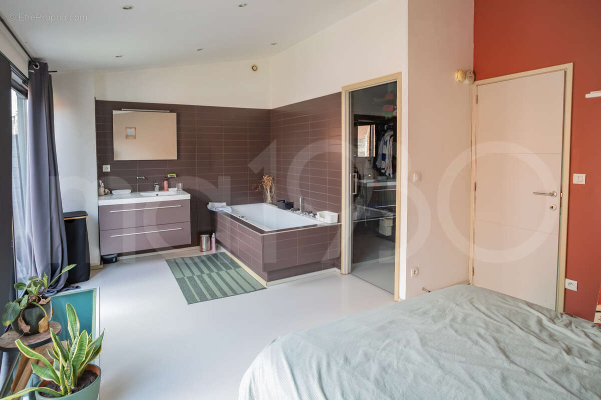 Grand loft avec deux terrasses - photo 17