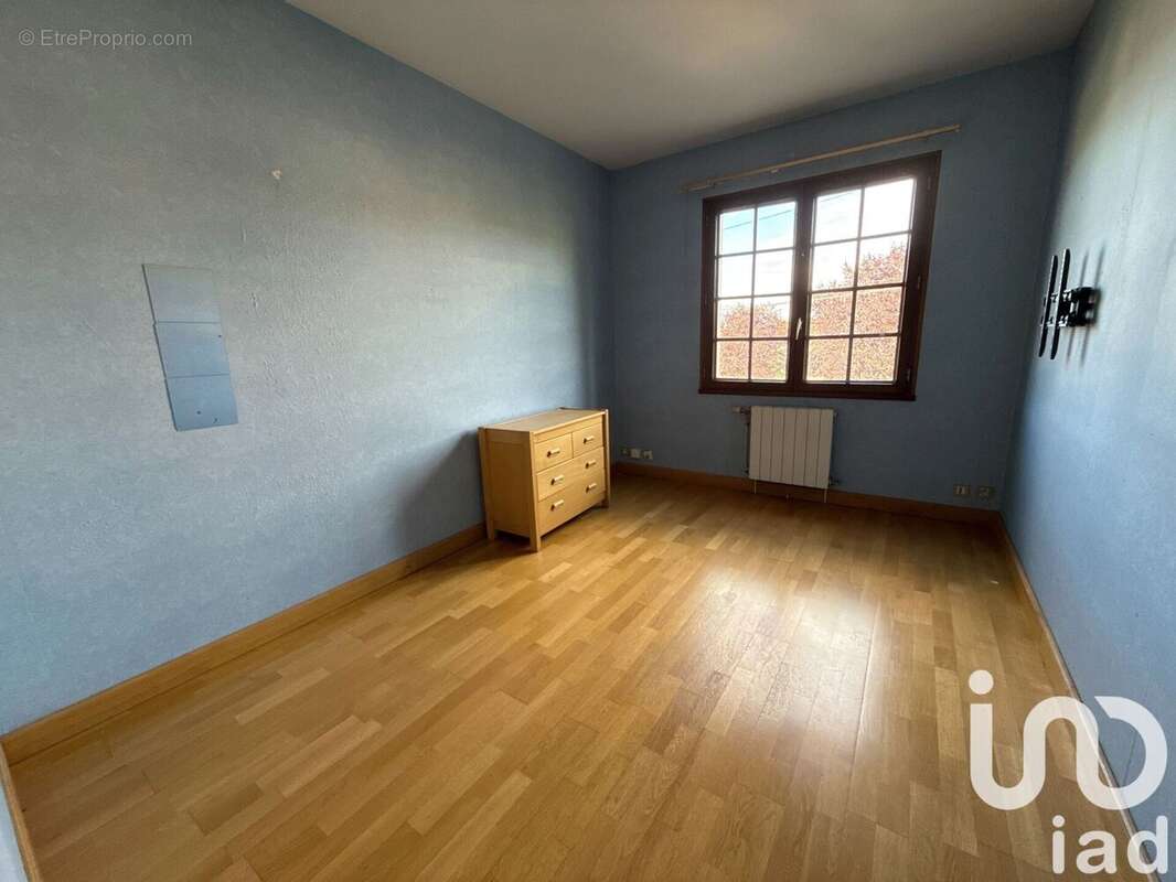 Photo 6 - Maison à LA LOUPTIERE-THENARD