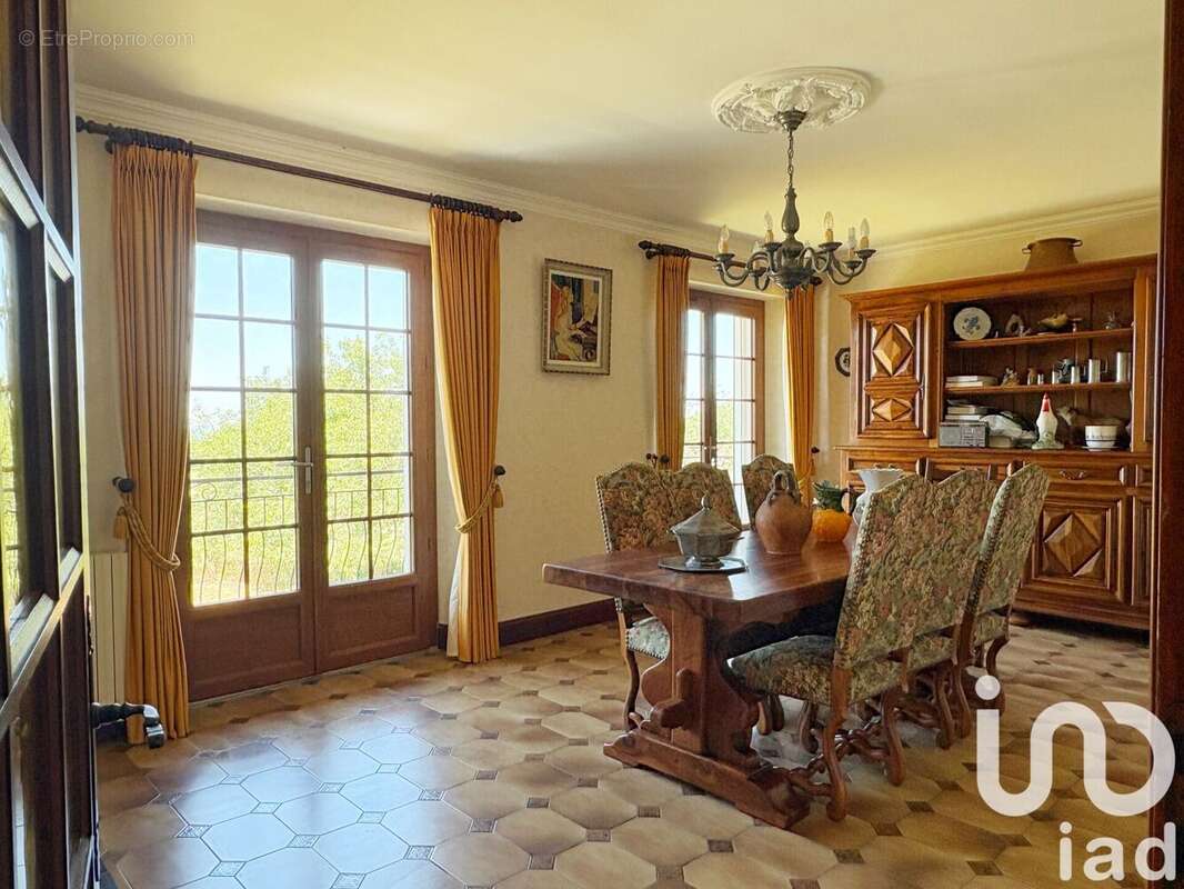 Photo 5 - Maison à YVRAC-ET-MALLEYRAND