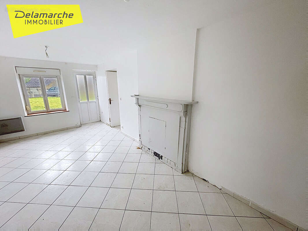 A vendre Maison Montaigu  les bois 5 pièce(s) - photo 4