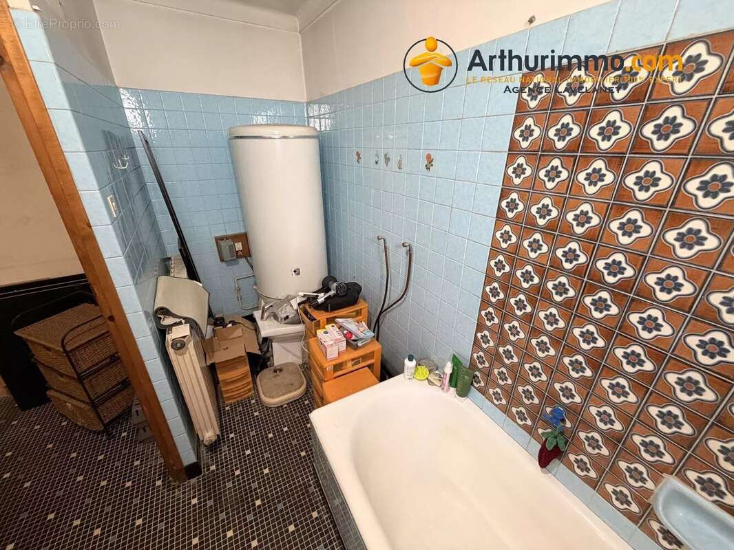 Maison à VILLENEUVE-D'OLMES