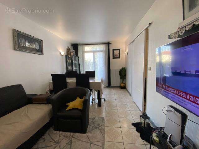 Appartement à LE RAINCY