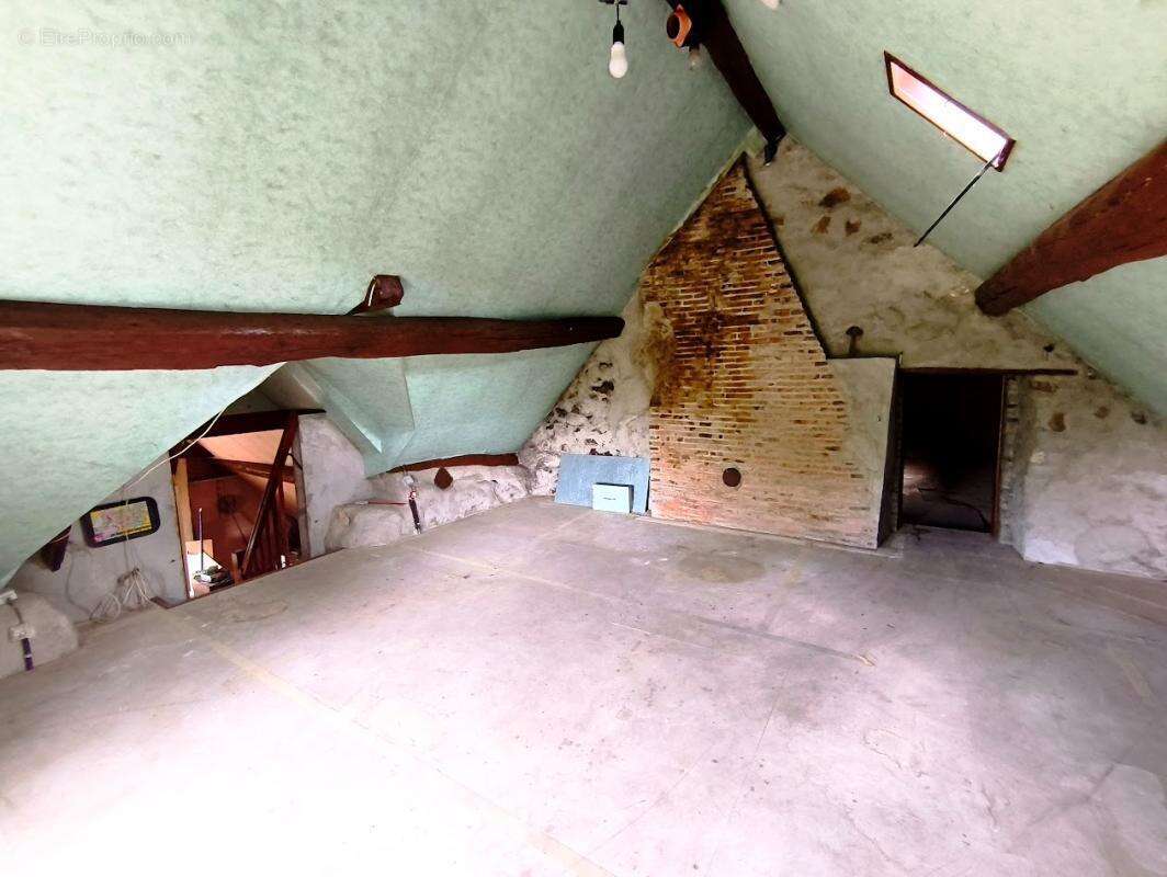 Maison de caractère avec jardin et fort potentiel d'aménagement - photo 10