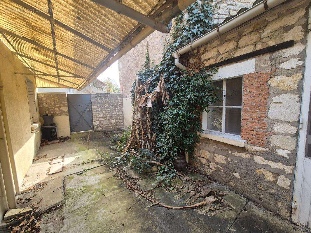 Maison à MESVES-SUR-LOIRE