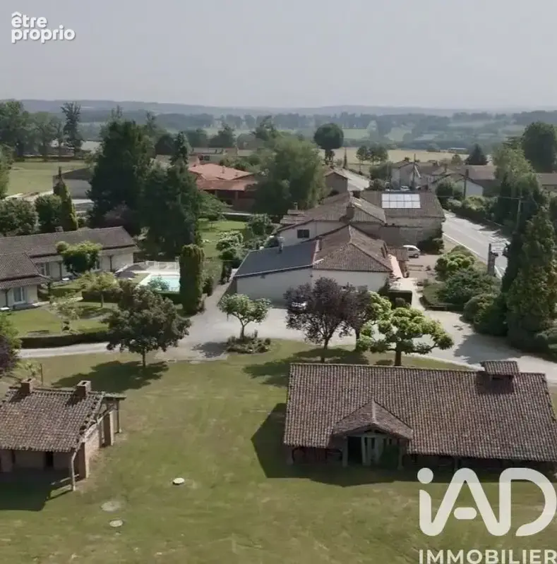 Photo 1 - Maison à SEREILHAC