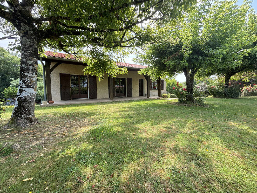 Maison à LABASTIDE-D&#039;ARMAGNAC