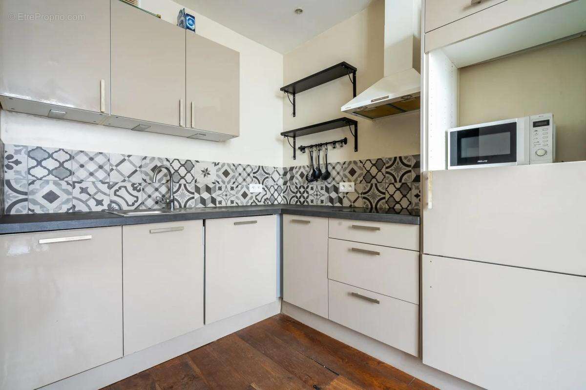 Appartement à PARIS-18E