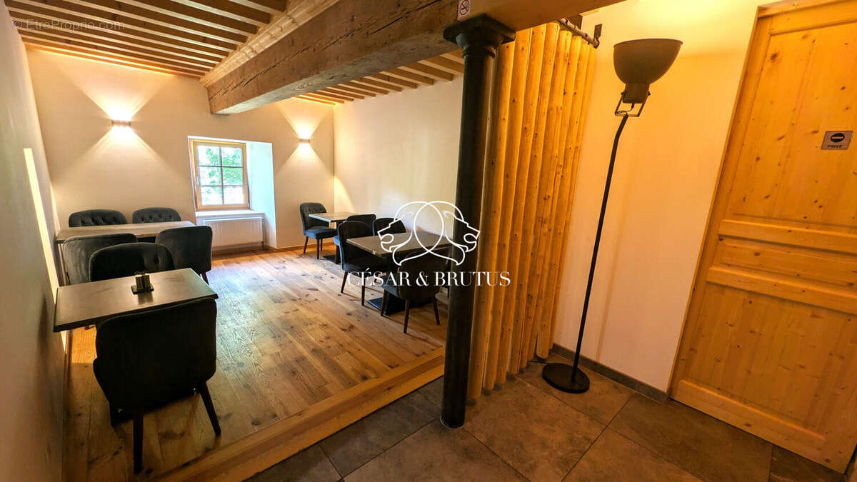 289 m² à Lavoute-Sur-Loire  - photo 6