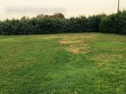 Terrain à SAVIGNY-SUR-ORGE