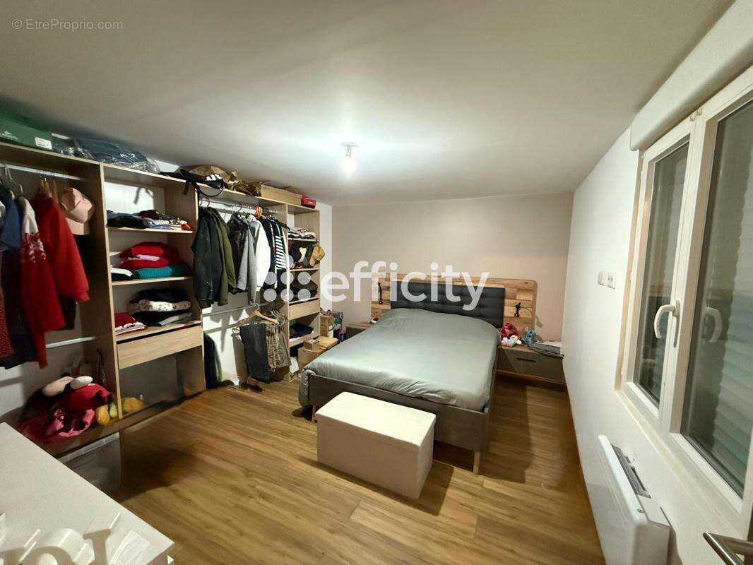 Maison à BAILLEUL-SUR-THERAIN