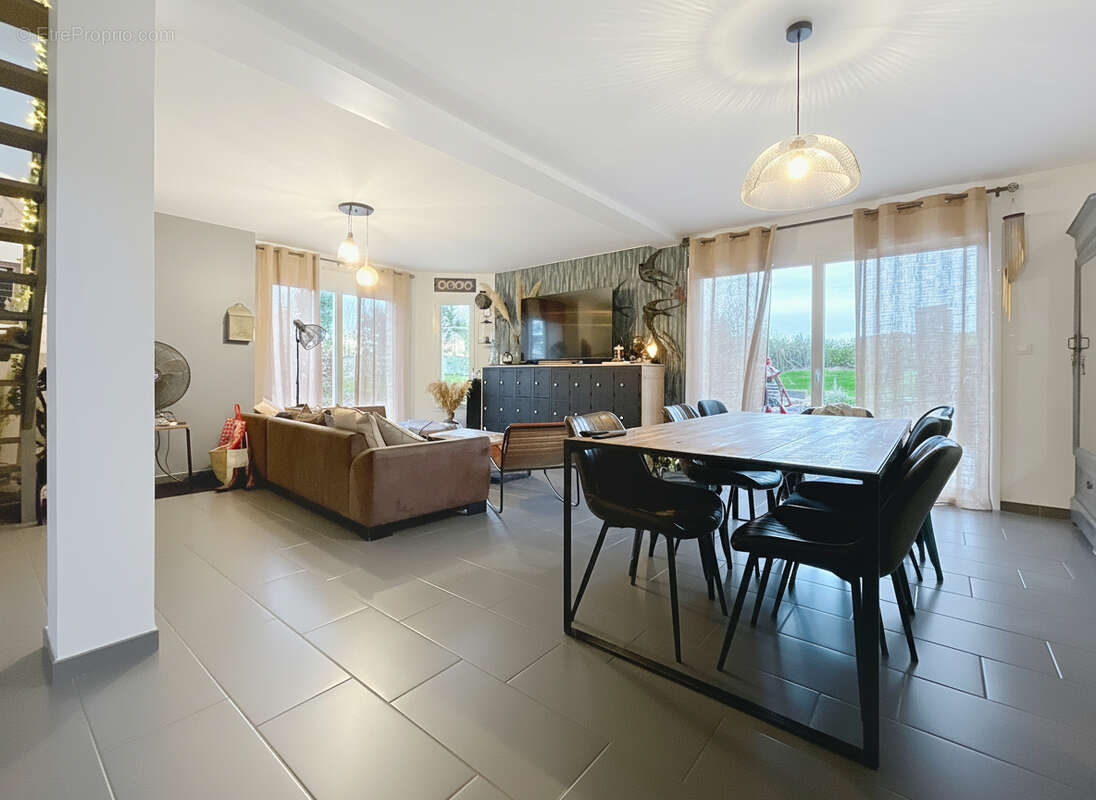 Maison à VATTETOT-SOUS-BEAUMONT