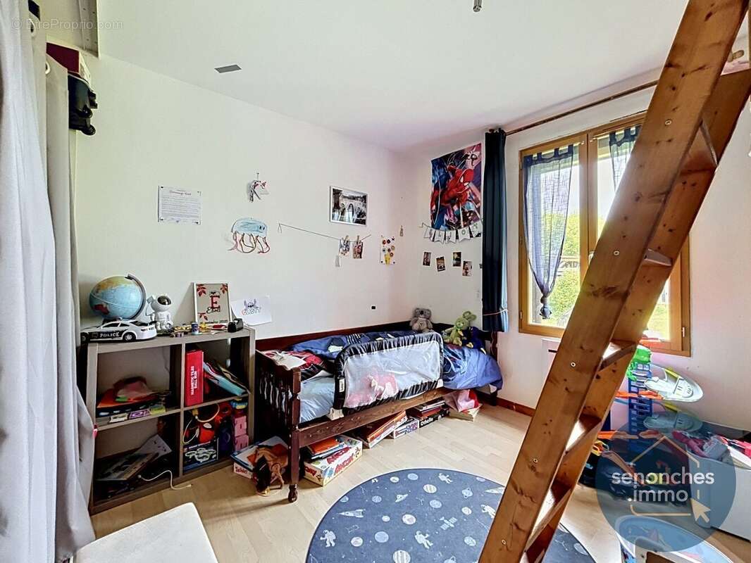 Pavillon de plain-pied 4 chambres  100 m² habitables  terrain de 2 244 m²  environnement calme et verdoyant - photo 12